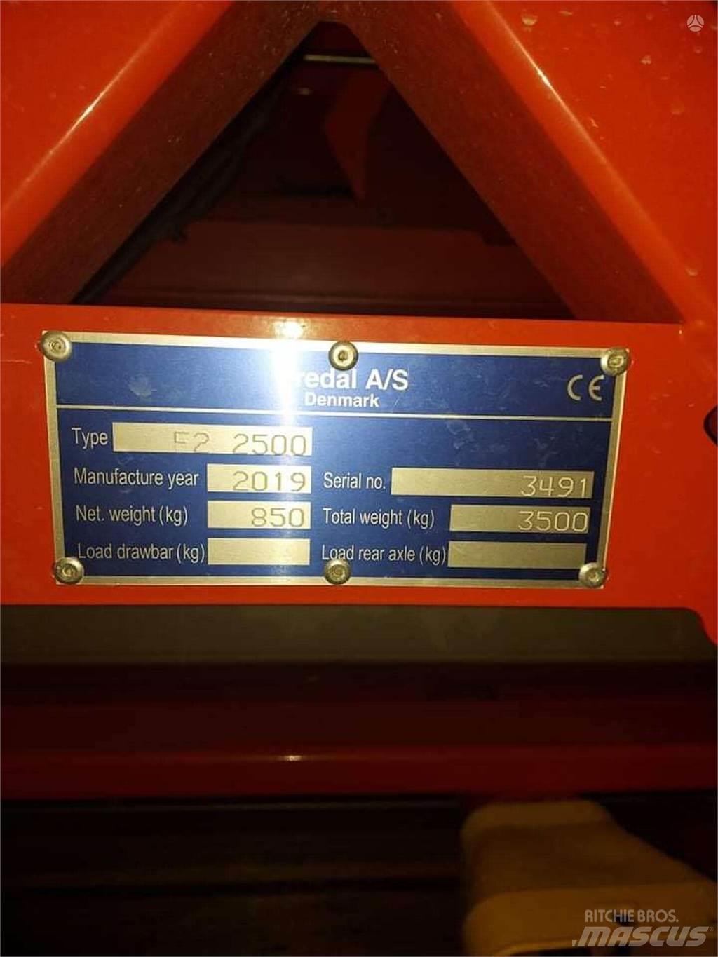 Bredal F2 2500 Rasturači mineralnog đubriva