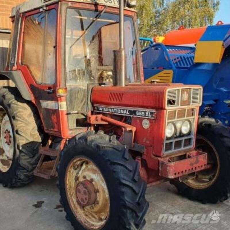 Case IH 685 XL Menjač