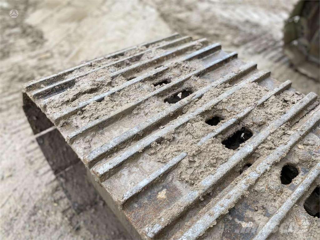 CAT 318 CL Bageri guseničari