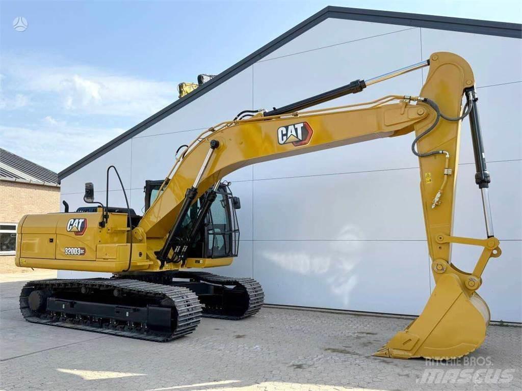 CAT 320D3 Bageri guseničari