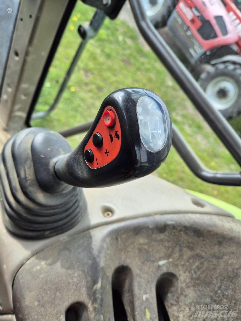 CLAAS ARES 696 RZ Traktori