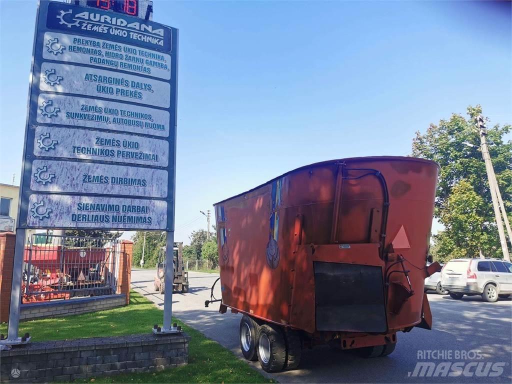  -Kita- PEECON Mešaona stočne hrane