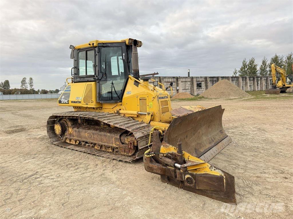 Komatsu D51PX-22 Buldožeri guseničari