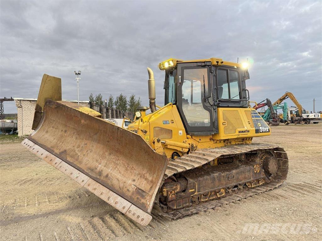 Komatsu D51PX-22 Buldožeri guseničari