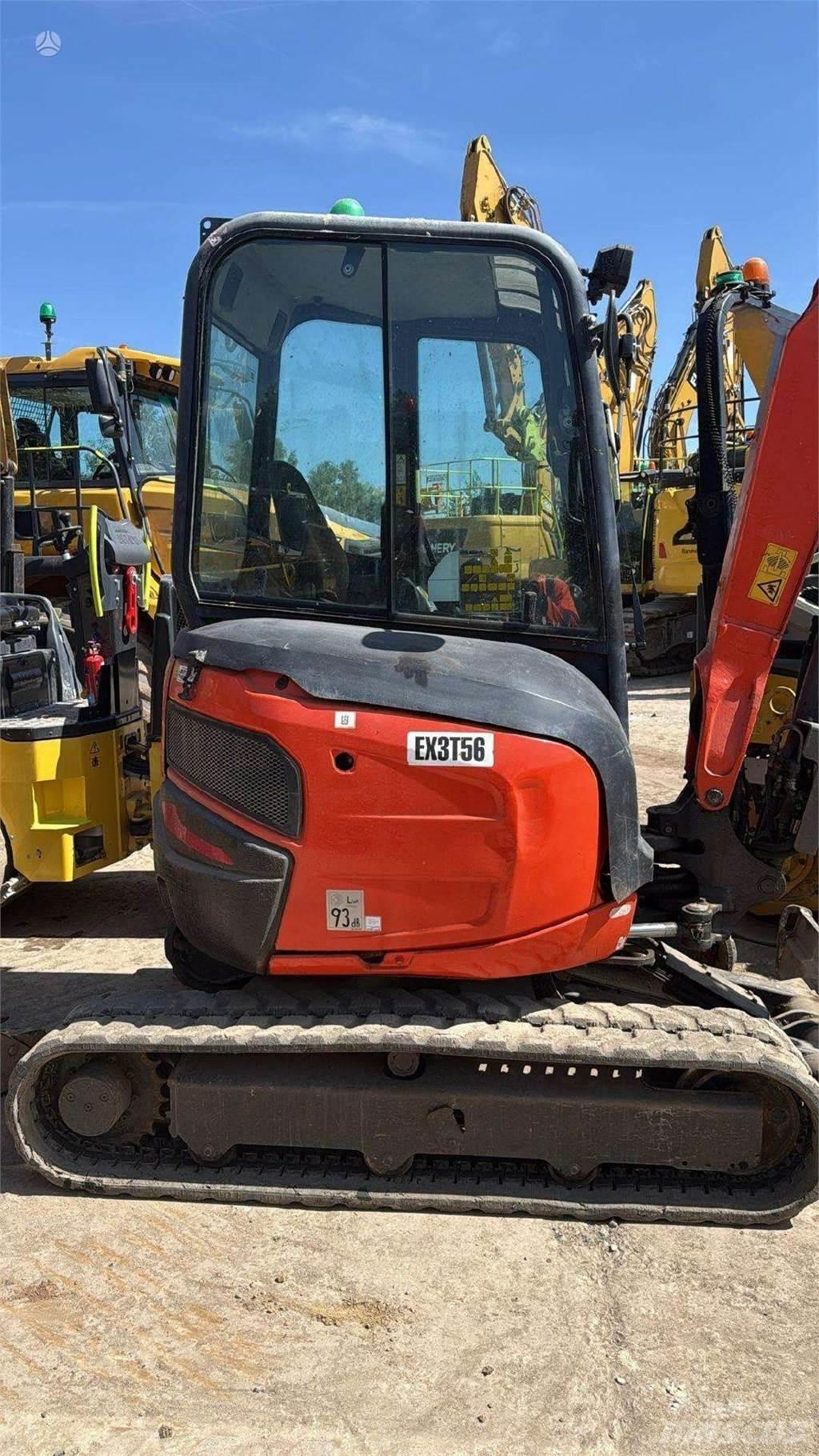 Kubota U27-4 Mini bageri < 7t