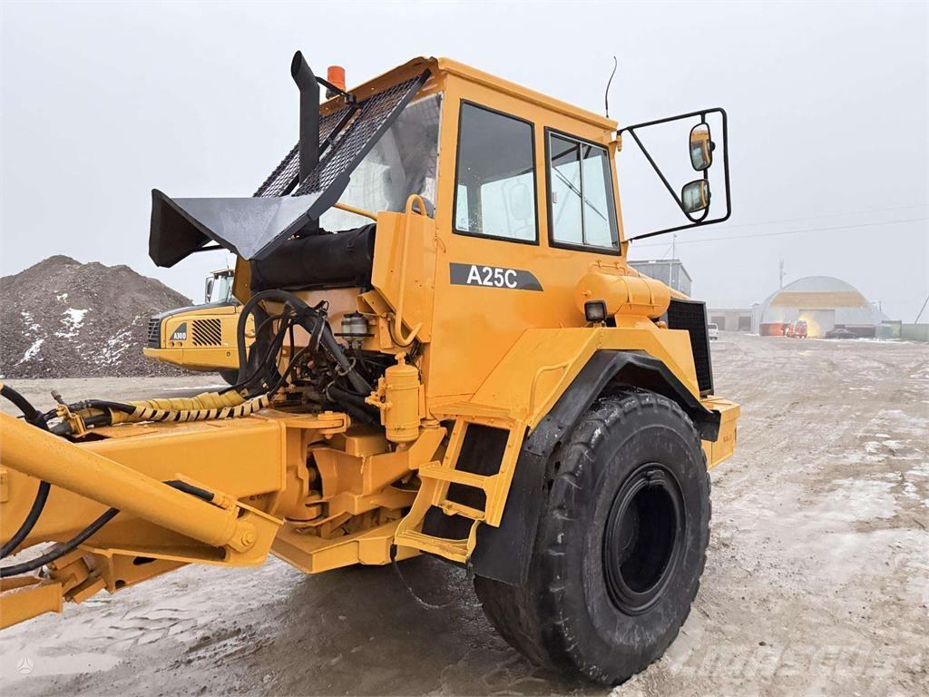 Volvo A25C Zglobni damperi