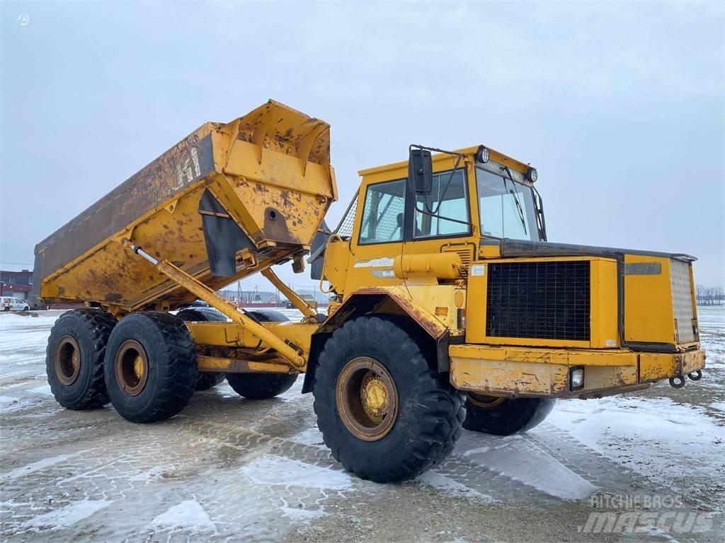 Volvo A25C , Nr. 5 Zglobni damperi