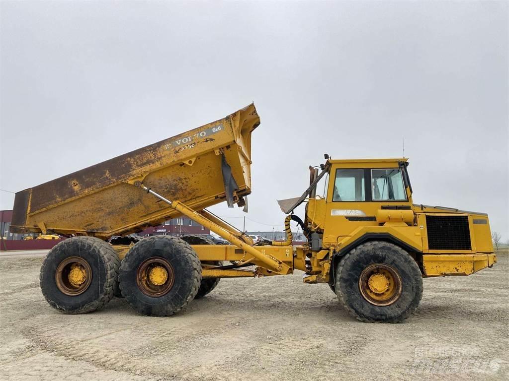 Volvo A25C , Nr.6 Zglobni damperi