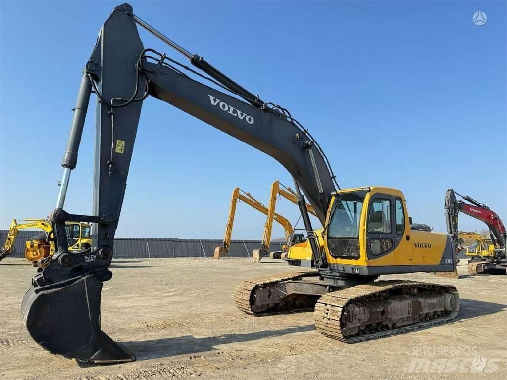 Volvo EC 240 LC Bageri guseničari