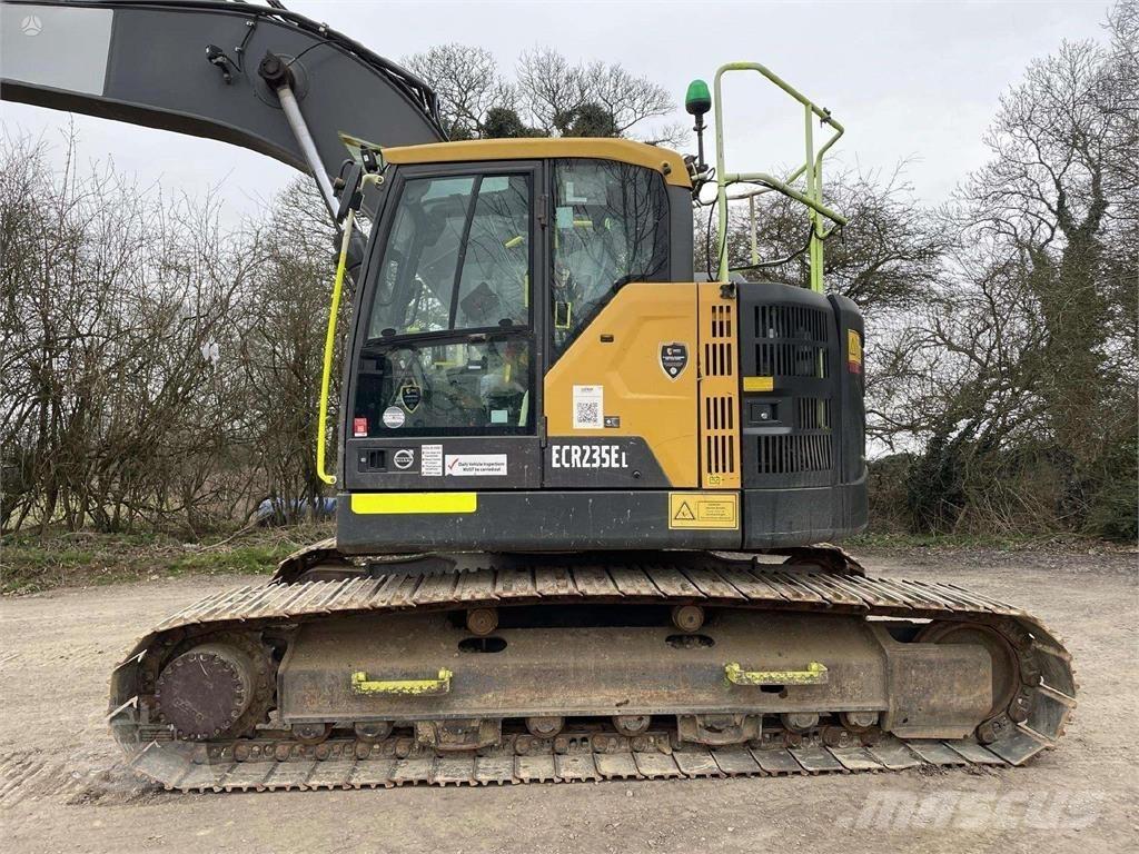 Volvo ECR235EL Bageri guseničari