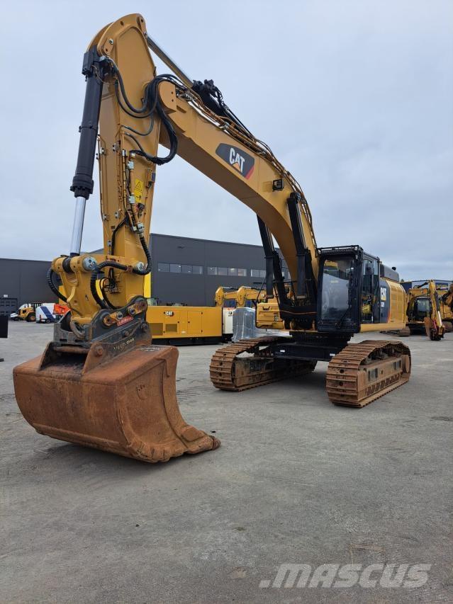 CAT 352F XE Bageri guseničari