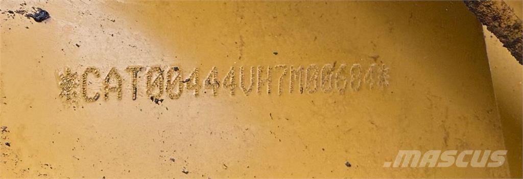 CAT 444 Rovokopači