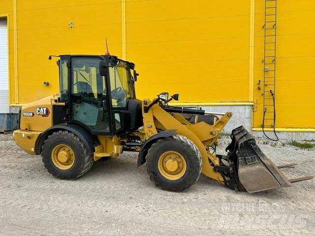 CAT 906M Utovarivači na točkove