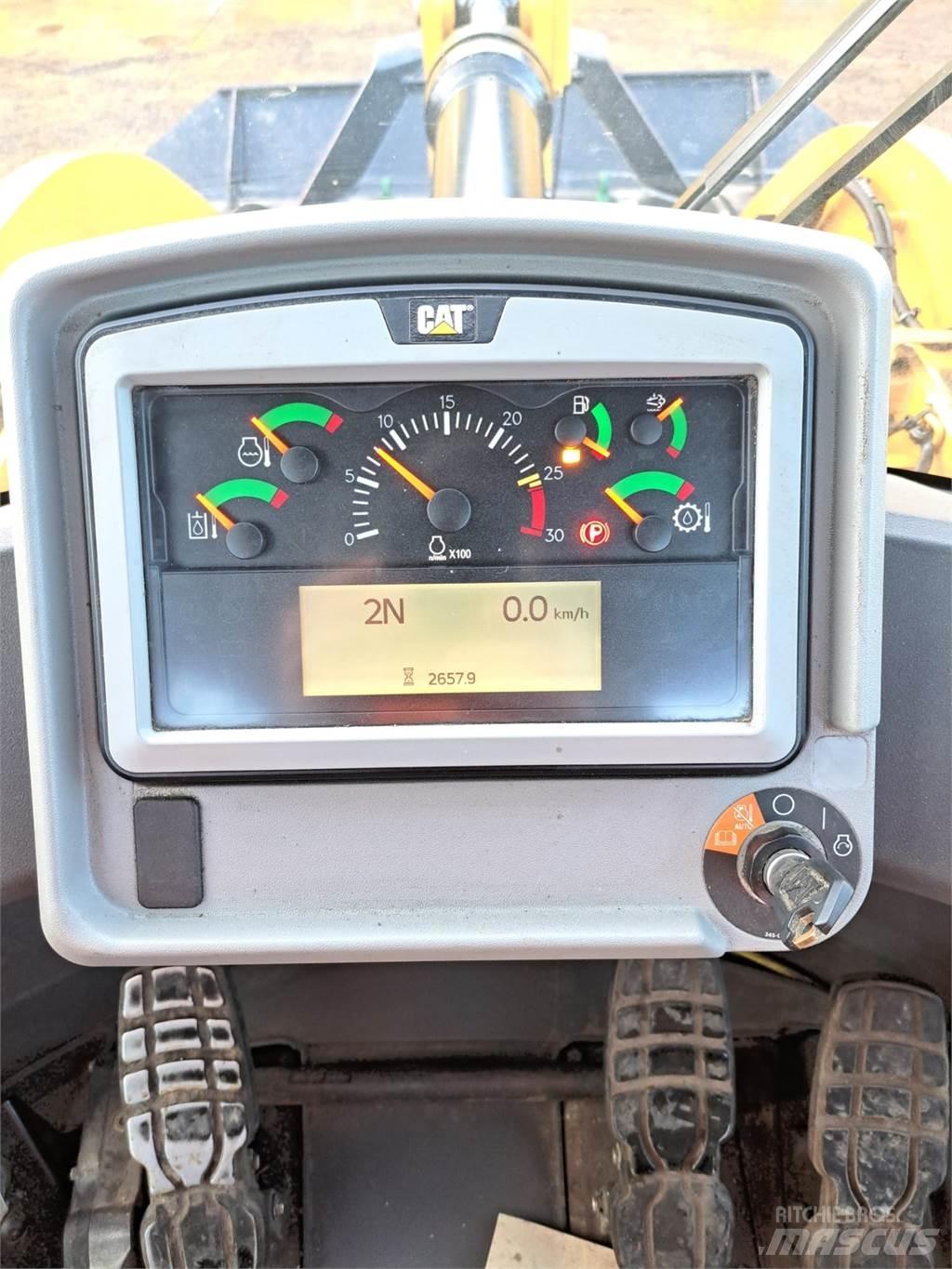 CAT 950M Utovarivači na točkove