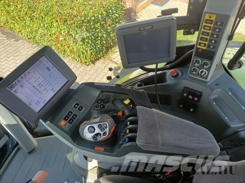 CLAAS Axion 810 Traktori
