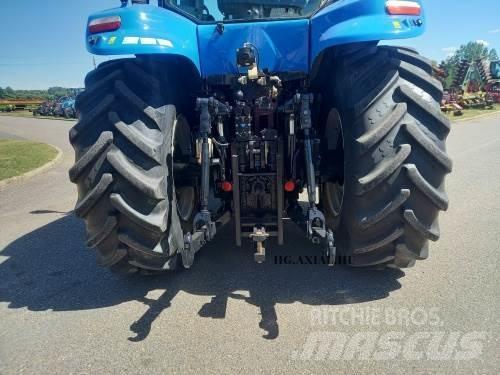 New Holland T8.380 Traktori