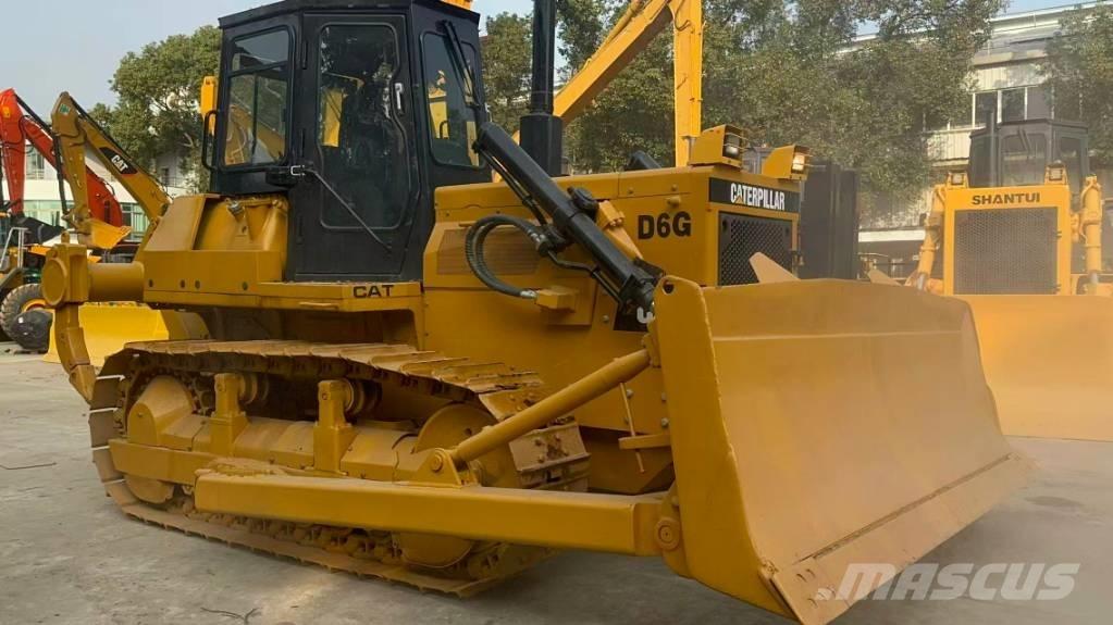 CAT D 6 G Buldožeri guseničari