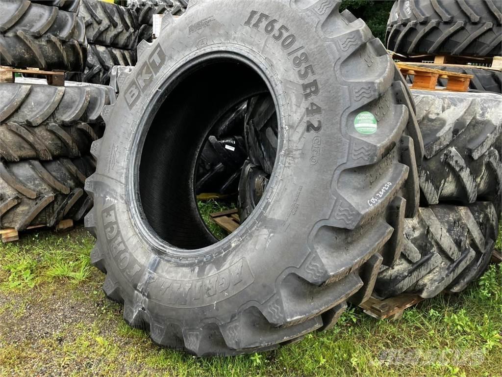 BKT 650/85R42 IF Gume, točkovi i felne