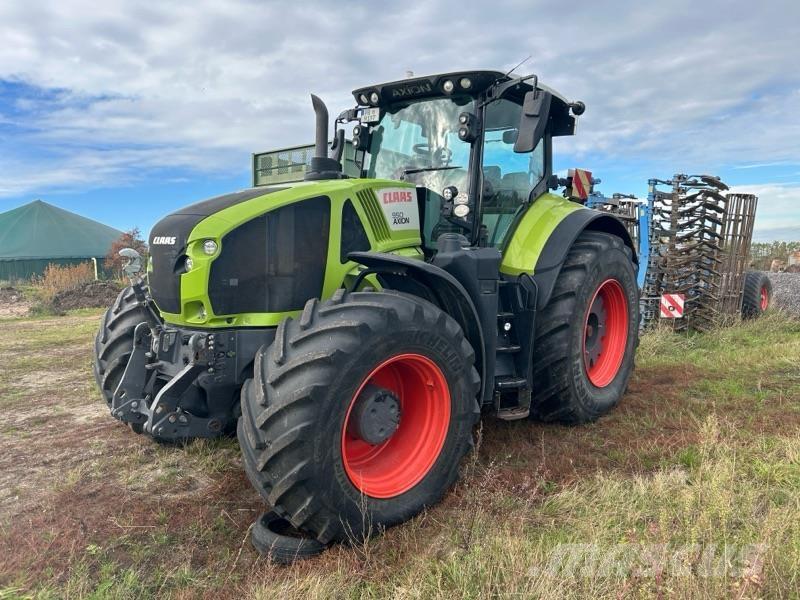 CLAAS Axion 950 Traktori
