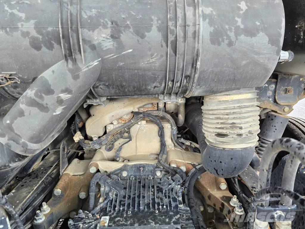 MAN 28.400 Rol kiper kamioni sa kukom za podizanje tereta