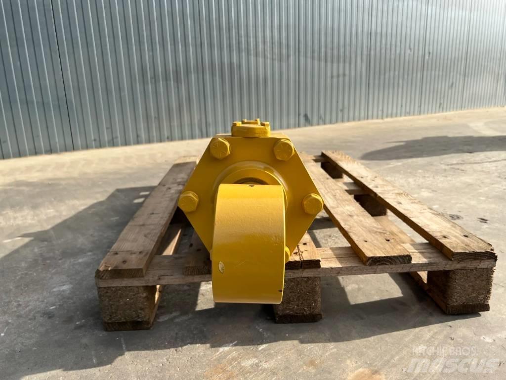 CAT D8 Cylinder Ostale komponente za građevinarstvo