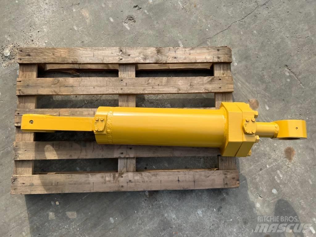 CAT D8 Cylinder Ostale komponente za građevinarstvo