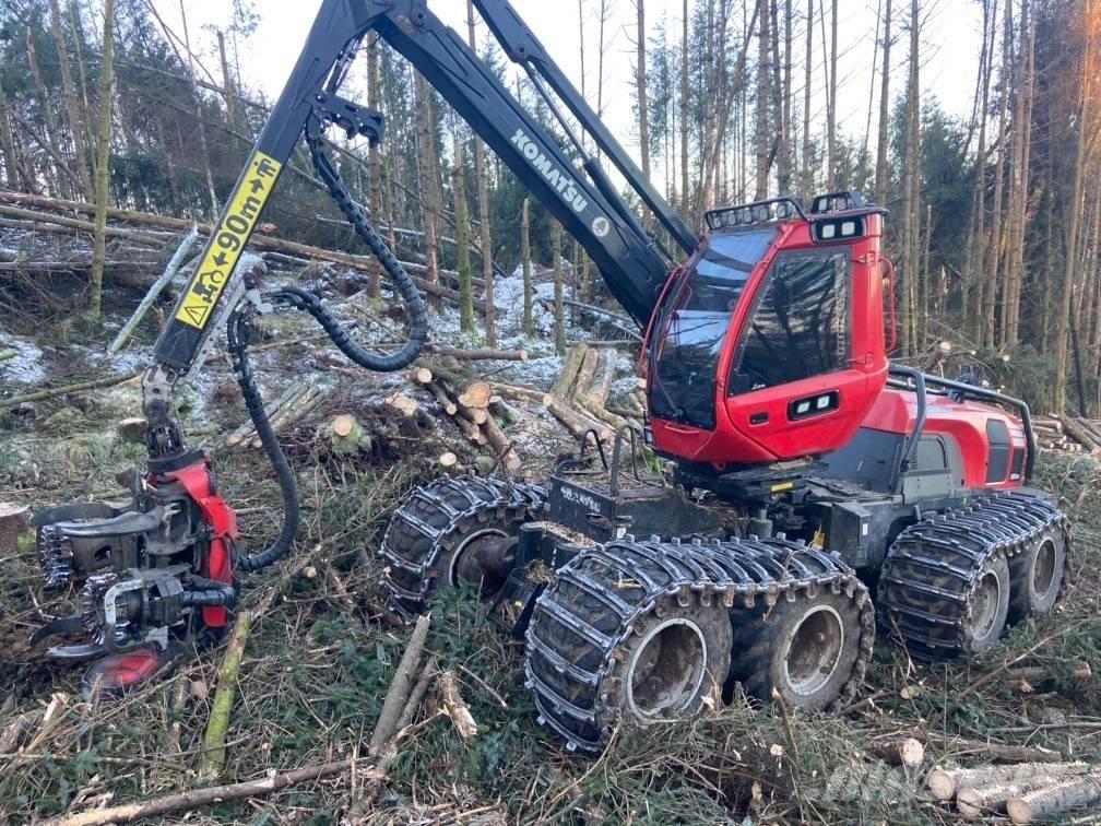 Komatsu 931XC Harversteri