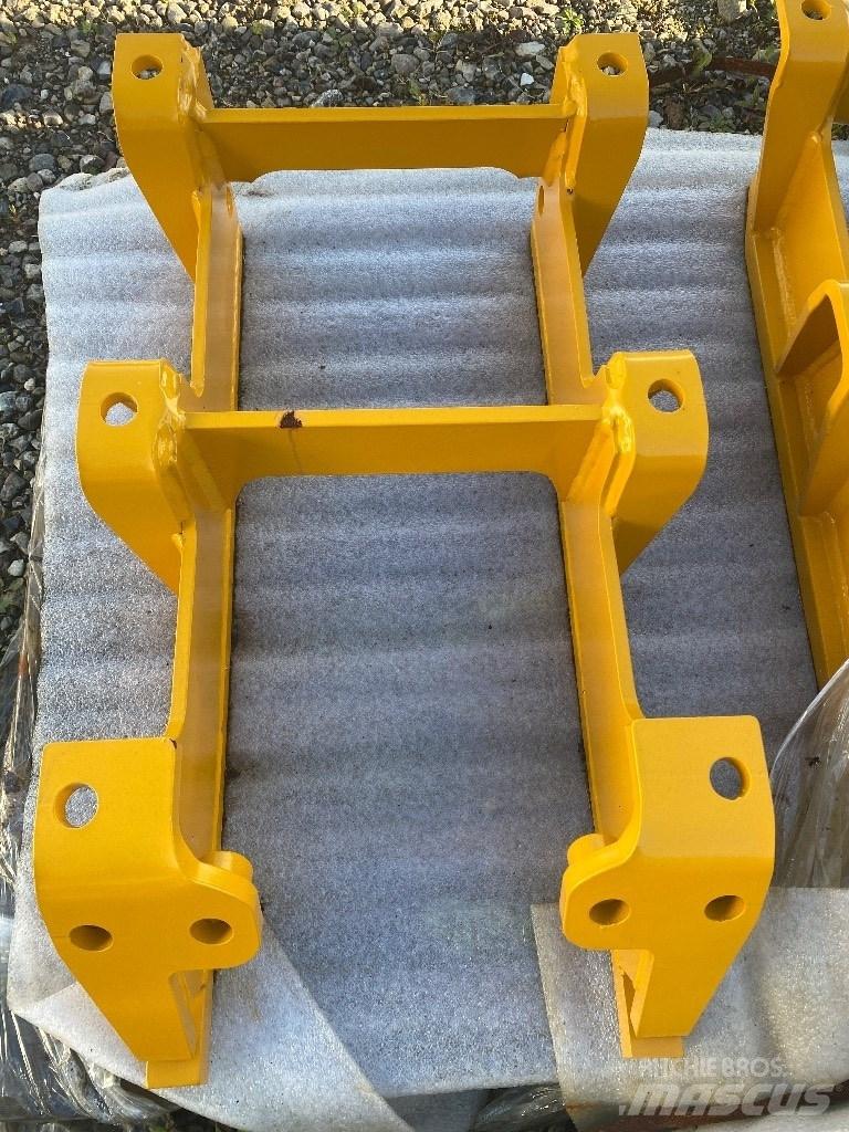 Komatsu D65PX Buldožeri guseničari