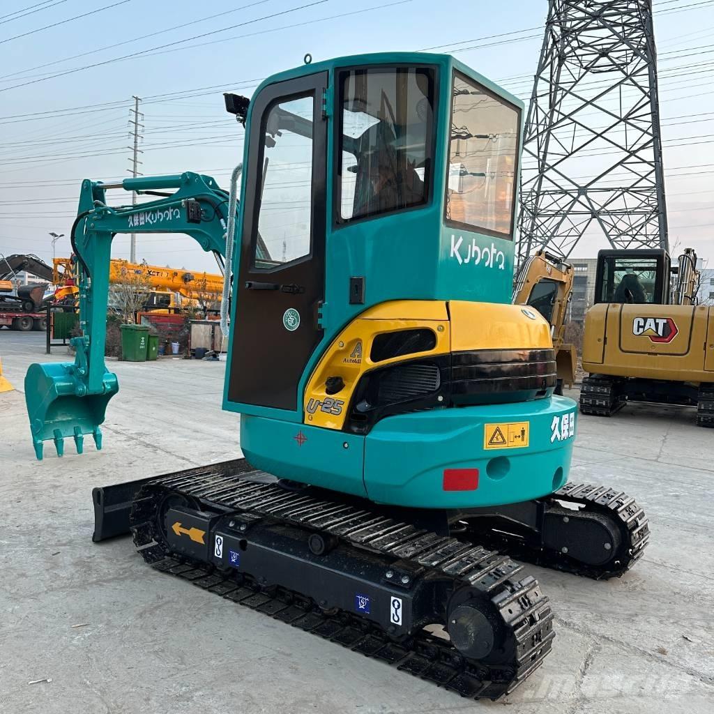Kubota U 25 Mini bageri < 7t