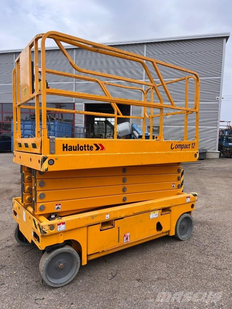 Haulotte Compact 12 Makazaste platforme