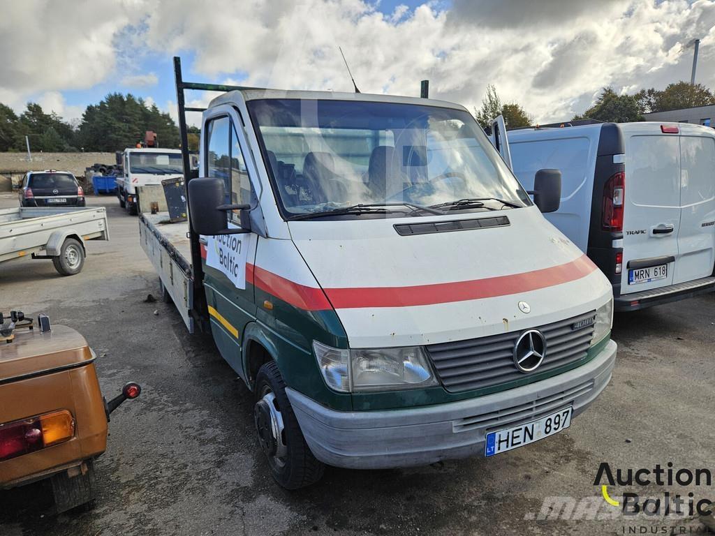 Mercedes-Benz 408 Pik up kamioni