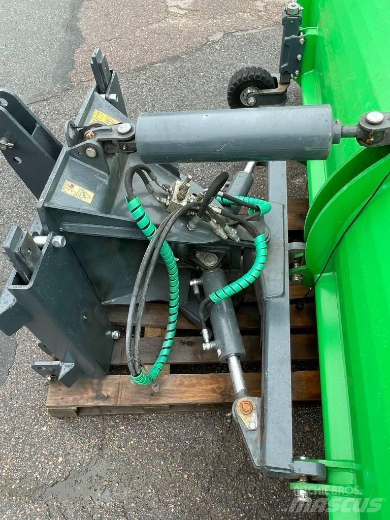 Sami DM-3700 Snežne daske i plugovi