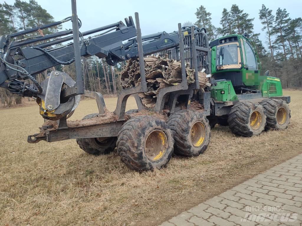 John Deere 1010 E Forvarderi