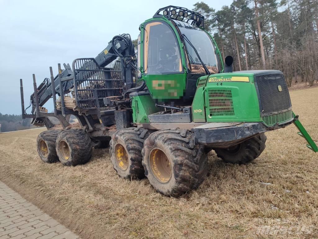 John Deere 1010 E Forvarderi