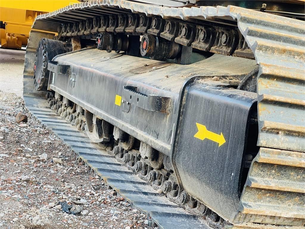 CAT 320D2L Bageri guseničari