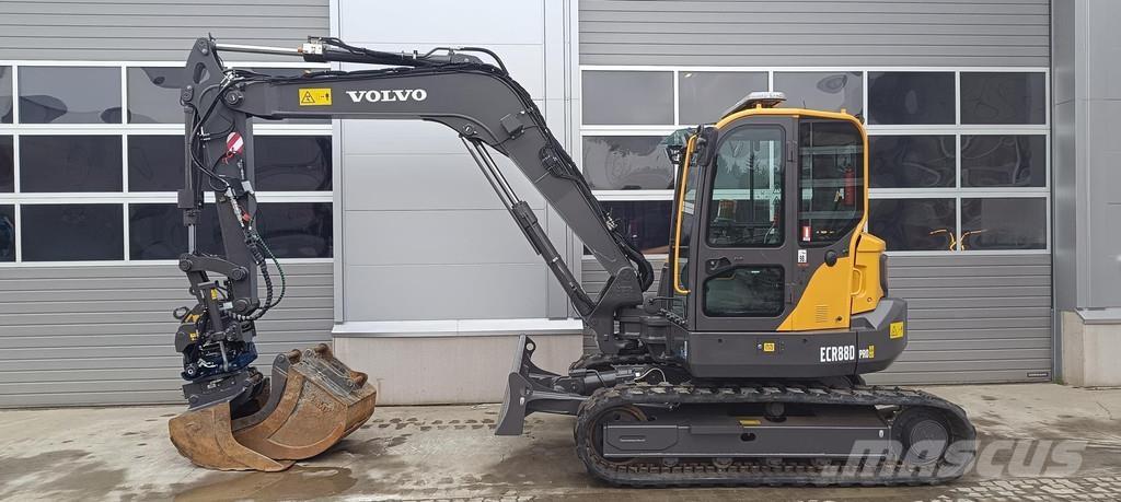 Volvo ECR88D Midi bageri 7t – 12t