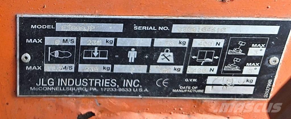 JLG E 300 AJP Zglobne podizne platforme