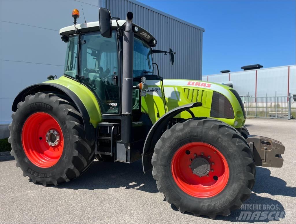 CLAAS Arion 640 Traktori