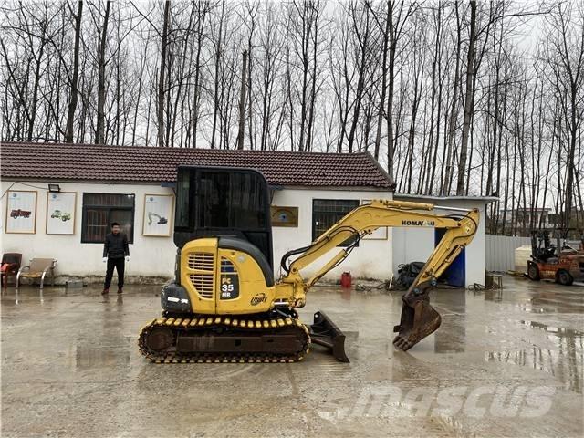 Komatsu PC35MR-2 Bageri guseničari