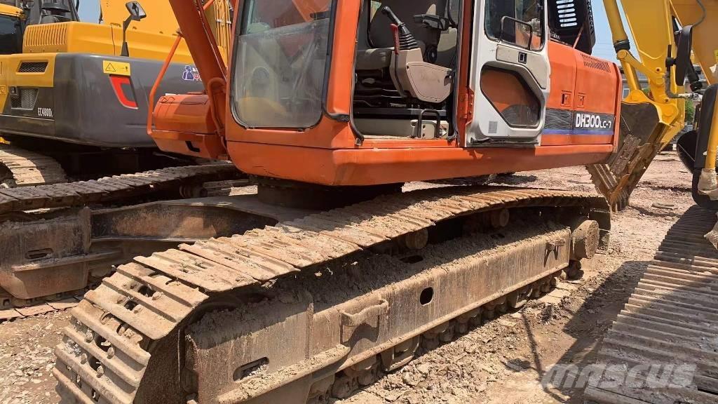 Doosan DH 300 LC-7 Bageri guseničari