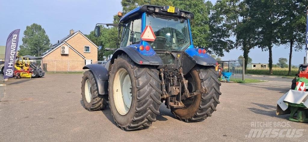 Valtra T160 Traktori