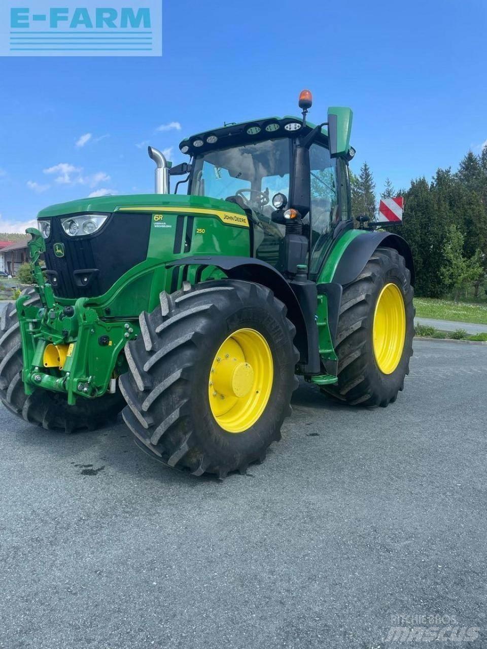 John Deere 6r250 Traktori