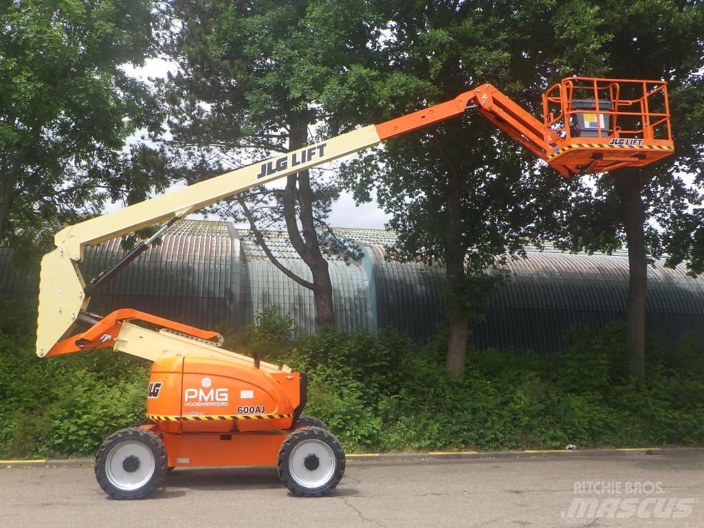 JLG 600AJ Zglobne podizne platforme