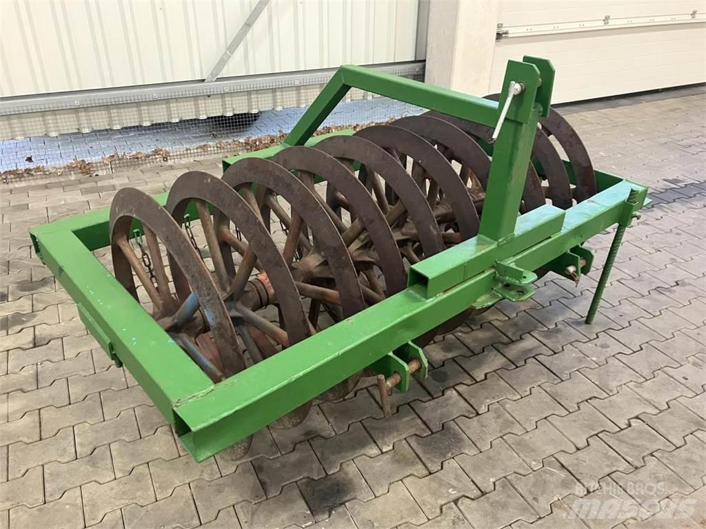  UNBEKANNT 1,80 m Valjci