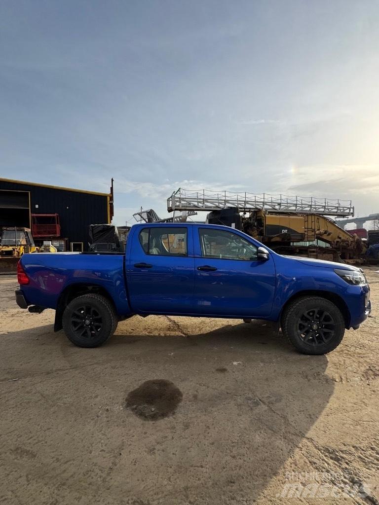 Toyota Hilux Active Pik up kamioni