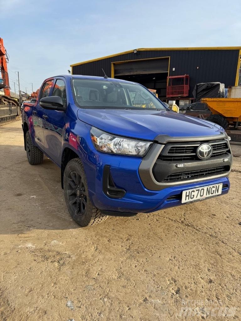 Toyota Hilux Active Pik up kamioni