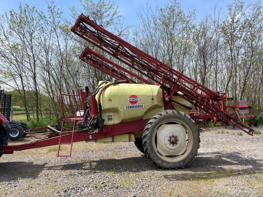 Hardi Commander 4200 Vučene prskalice
