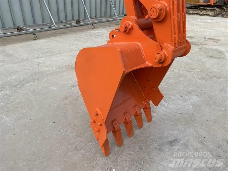Doosan DH80G Bageri guseničari