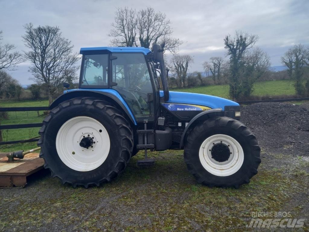 New Holland TM 165 Traktori