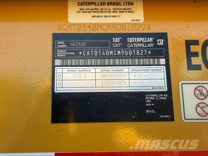 CAT 140 M 2 Grejderi